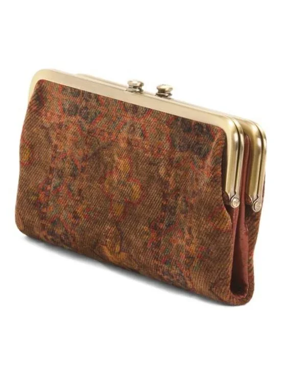 HOBO Lauren Kiss Lock Clutch - Picture 3 of 6